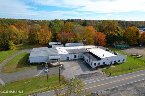 180 Ushers Rd, Round Lake, NY, 12151-1806 | Card Image