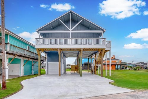 970 Seadrift Dr, Crystal Beach, TX, 77650 | Card Image