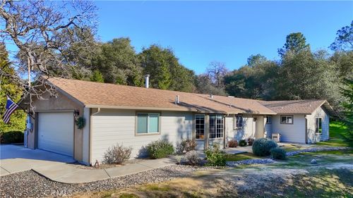 31135 Blue Jay Ct, Coarsegold, CA, 93614-9635 | Card Image
