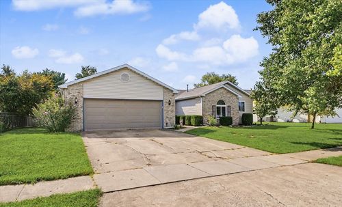 603 Laurel Dr, Saint Joseph, IL, 61873-9402 | Card Image