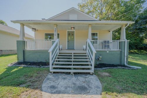 3810 Catalpa Ave, Knoxville, TN, 37914-4113 | Card Image