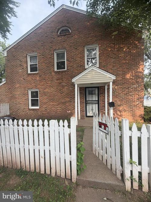 9233 Byrd Dr, MANASSAS, VA, 20110-5918 | Card Image