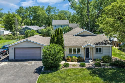 4214 Poplar Dr, Delavan, WI, 53115-3315 | Card Image