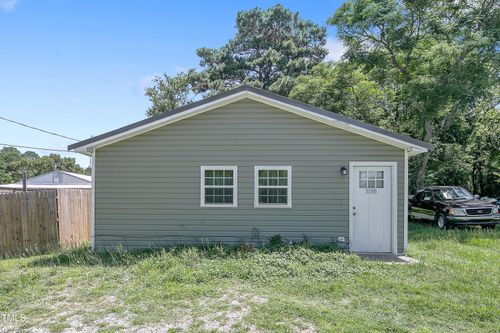 5106 Hodge St, Fayetteville, NC, 28303-3536 | Card Image