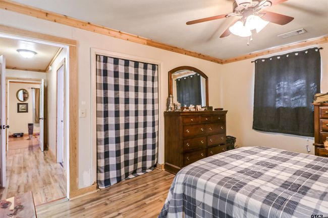 614 Maple Ave, House other with 4 bedrooms, 2 bathrooms and null parking in Cushing TX | Image 19