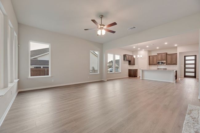 1412 Cedar Trl, House other with 3 bedrooms, 2 bathrooms and null parking in Azle TX | Image 10
