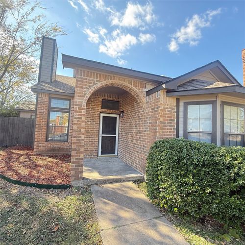 902 Binbrook Dr, Mesquite, TX, 75149-3286 | Card Image