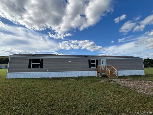 208 Meadow Dr, Rich Square, NC, 27869-9468 | Card Image