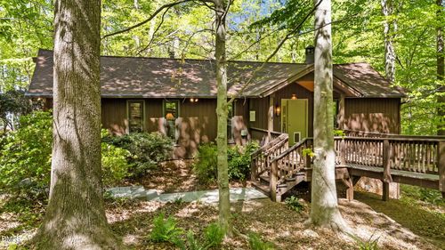 105 Barcliff Ter, Cary, NC, 27518-8900 | Card Image