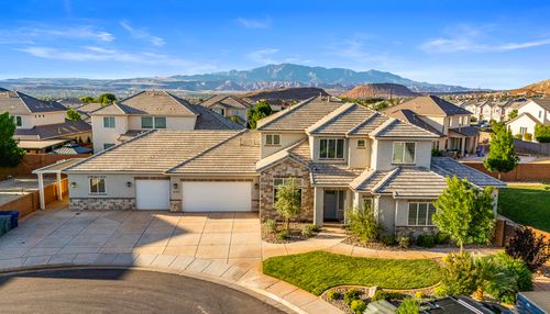 453 E 3975 S, Washington, UT, 84780-3044 | Card Image