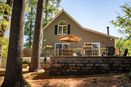166 Hogan Pond Ln, Oxford, ME, 04270-3728 | Card Image