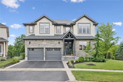 22 Hilltop Rd, Guelph, ON, N1E7L4 | Card Image