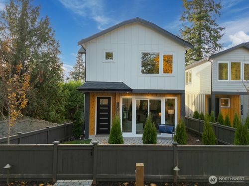 b-11217 Ne 95th St, Kirkland, WA, 98033-5105 | Card Image