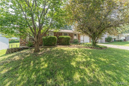 50 Brookshire Dr, Saint Peters, MO, 63376-2062 | Card Image