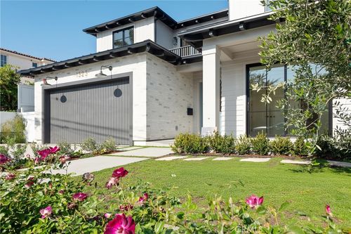 1525 10th St, Manhattan Beach, CA, 90266-6103 | Card Image