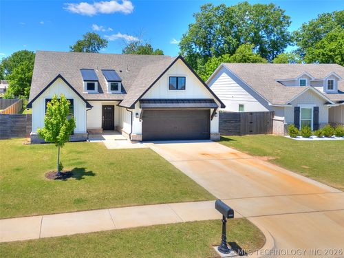 13426 S 93rd East Ave, Bixby, OK, 74008-4251 | Card Image