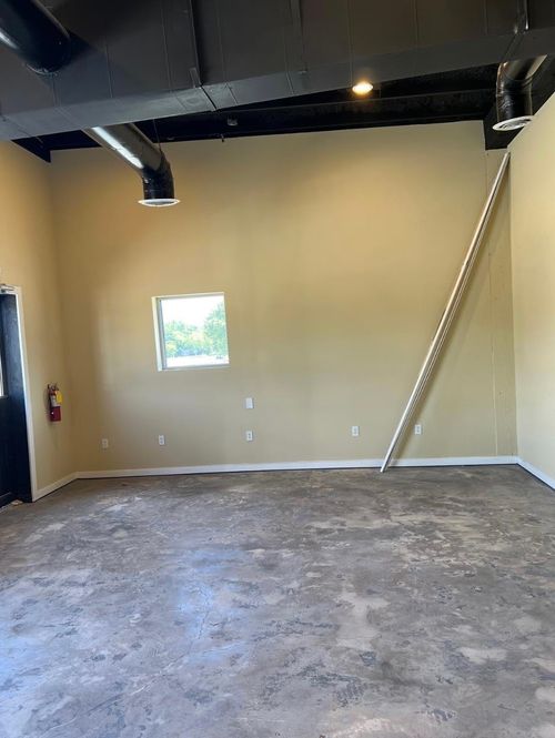 828 N Highway 377, Roanoke, TX, 76262-6175 | Card Image