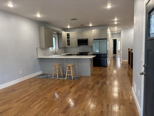 1-251 Manhattan Ave, Jersey City, NJ, 07307-4431 | Card Image