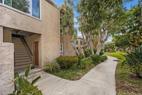 16985 Bluewater, Huntington Beach, CA, 92649 | Card Image