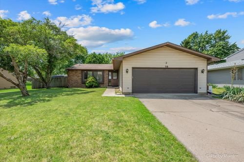 20 Wedgewood Dr, South Elgin, IL, 60177-1855 | Card Image