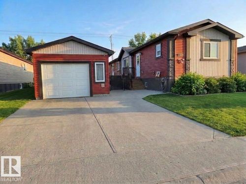 3 Aspen Ave, Morinville, AB, T8R2P7 | Card Image