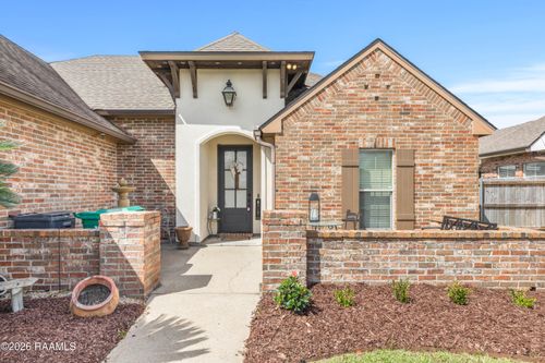 102 Kelsea Dr, Broussard, LA, 70518-4955 | Card Image
