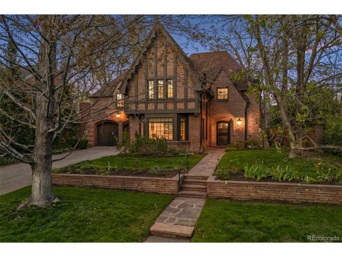 10 Cherry St, Denver, CO, 80220-5636 | Card Image