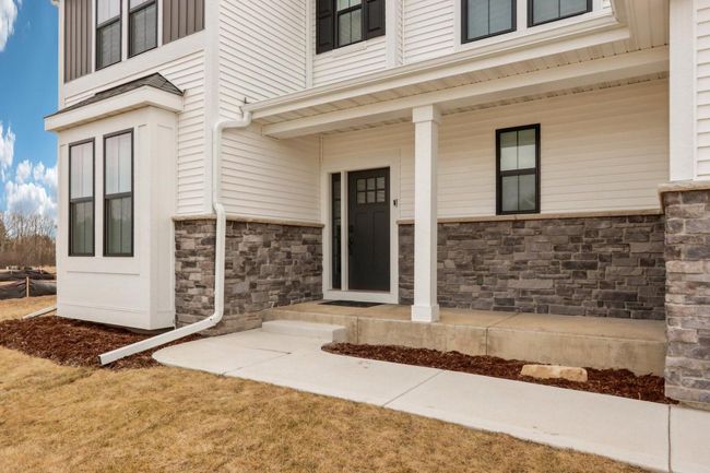 N75W17799 Woody Lane, House other with 4 bedrooms, 2 bathrooms and null parking in Menomonee Falls WI | Image 5