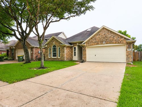 11902 White Water Bay Dr, Pearland, TX, 77584-8780 | Card Image