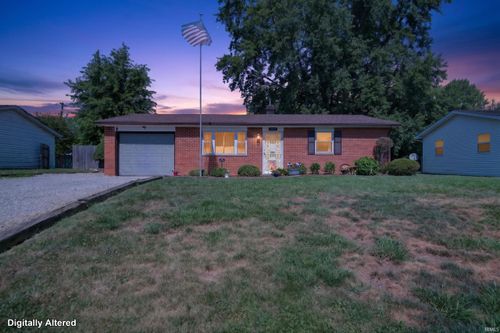5405 Menomonee Dr, Kokomo, IN, 46902-5445 | Card Image