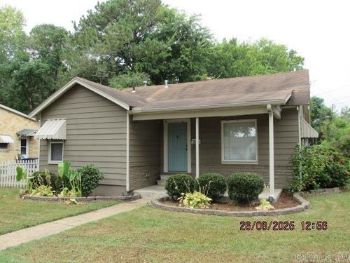 1039 Faulkner St, Conway, AR, 72034-3928 | Card Image