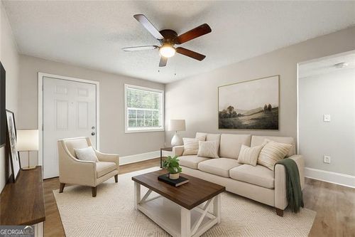 156 Fairfield Pl Nw, Atlanta, GA, 30314-1249 | Card Image