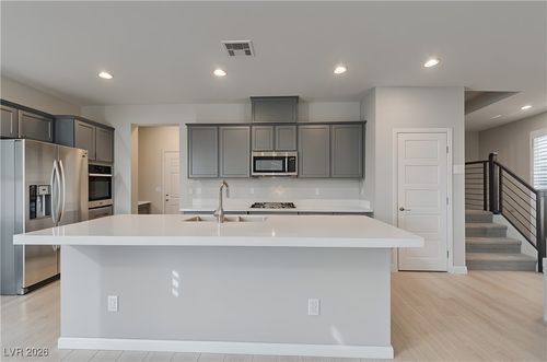 48 Verde Rosa Dr, Henderson, NV, 89011-3183 | Card Image