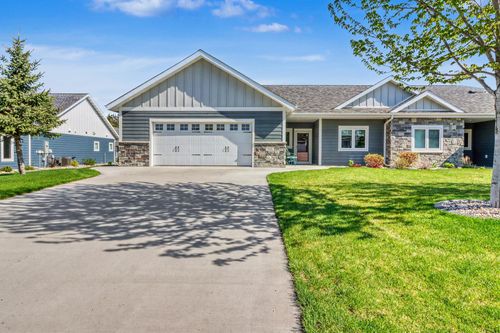 906 Lake Forest Circle, Detroit Lakes, MN, 56501 | Card Image