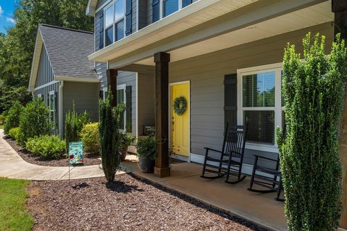 209 Marsh Rd, West Point, GA, 31833-3631 | Card Image