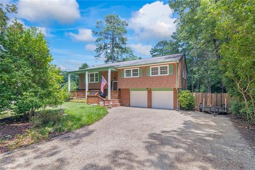 7899 Yacht Haven Rd, Gloucester Point, VA, 23062-2128 | Card Image