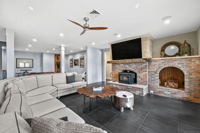 5 Stone Wall Ln, House other with 4 bedrooms, 5 bathrooms and 8 parking in Sherman CT | Image 27