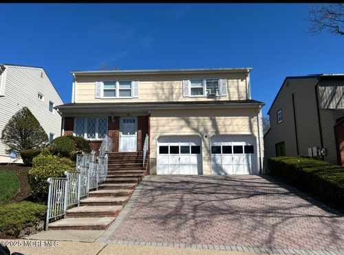 47 George St, Bloomfield, NJ, 07003-4329 | Card Image