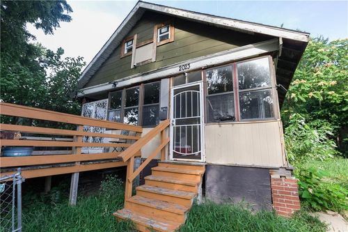 2023 Brighton Ave, Kansas City, MO, 64127-3627 | Card Image