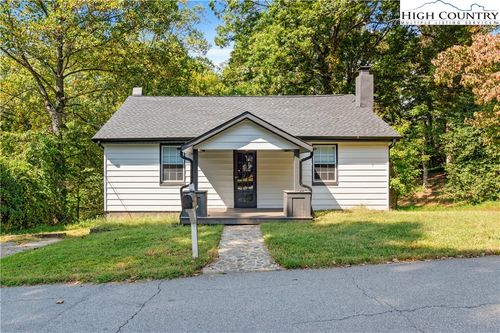 270 Northwood Dr, Elkin, NC, 28621-2916 | Card Image