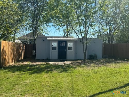 303 W Dallas Ave, Seadrift, TX, 77983-5001 | Card Image