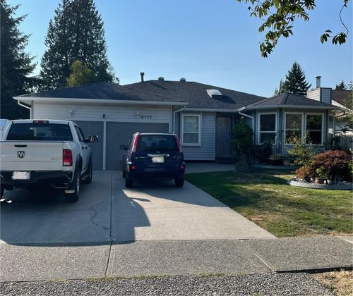 8721 152a St, Surrey, BC, V3S5B2 | Card Image