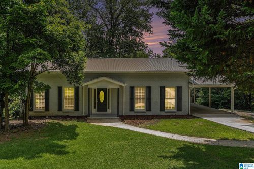 1129 Regent Dr, Hoover, AL, 35226-3070 | Card Image