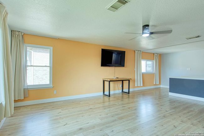 112 Springtree Holw, House other with 4 bedrooms, 3 bathrooms and null parking in Cibolo TX | Image 24