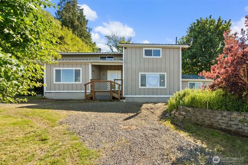 1649 Pleasant Valley Rd, Chehalis, WA, 98532-9068 | Card Image