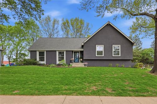 2601 W 121st St, Leawood, KS, 66209-1178 | Card Image