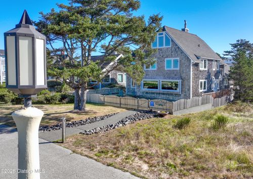 1021 S Promenade, Seaside, OR, 97138 | Card Image