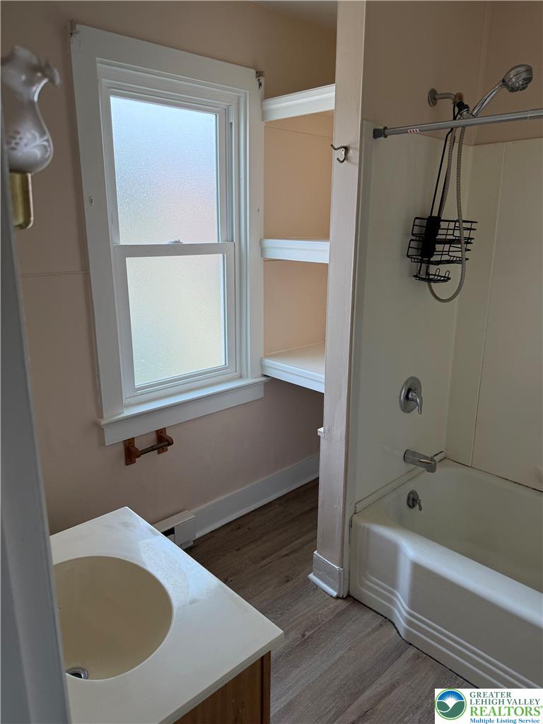 Residential Lease in Bangor Boro 5