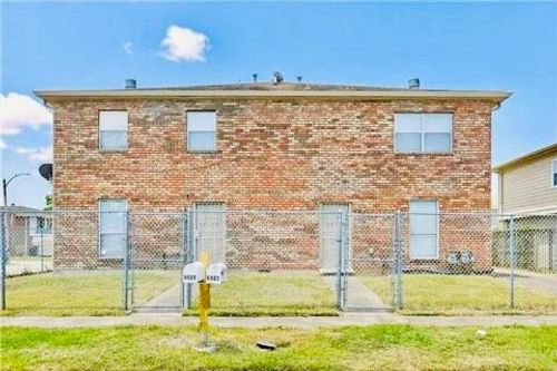 6900 02 Salem Drive, New Orleans, LA, 70127 | Card Image