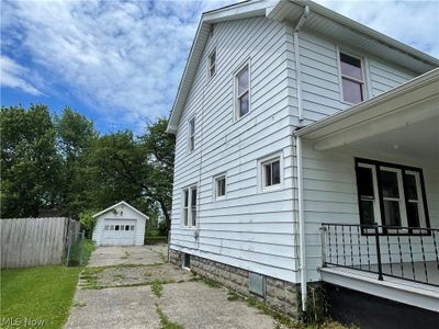 318 Delaware Avenue, House other with 4 bedrooms, 1 bathrooms and null parking in Lorain OH | Image 3